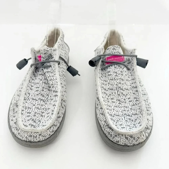 Simply Southern Shoes - SIMPLY SOUTHERN Womens Size 10 Slip On Shoe Breeze Grey/White